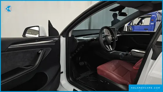 TESLA MODEL Y RWD