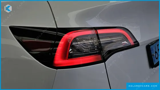 TESLA MODEL Y RWD