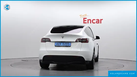 TESLA MODEL Y RWD