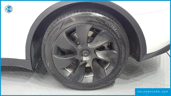 TESLA MODEL Y RWD