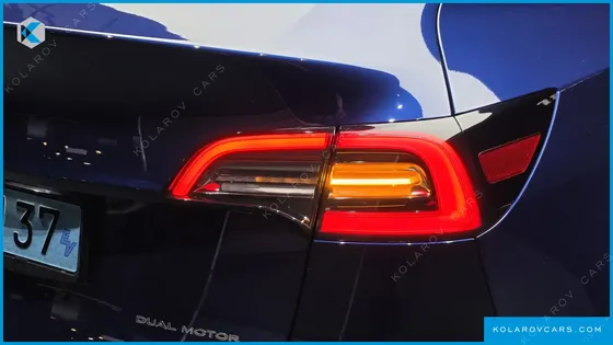 TESLA MODEL Y LONG RANGE AWD