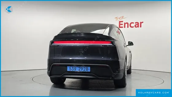 TESLA MODEL Y L LONG RANGE AWD