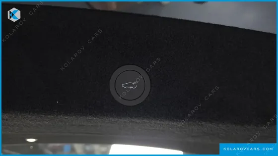 TESLA MODEL Y L LONG RANGE AWD
