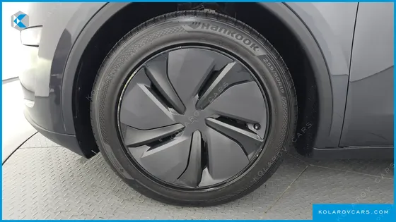 TESLA MODEL Y RWD
