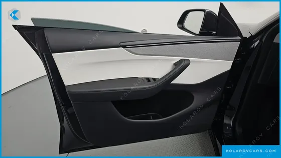 TESLA MODEL Y RWD