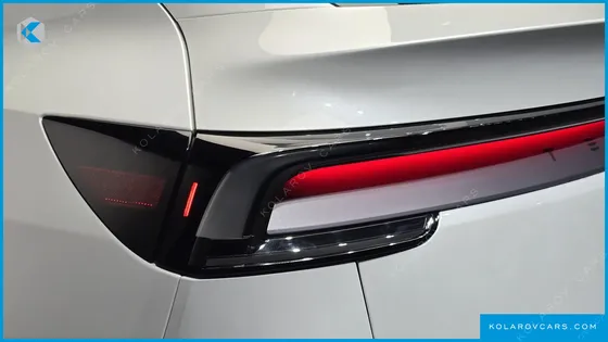 TESLA MODEL Y RWD