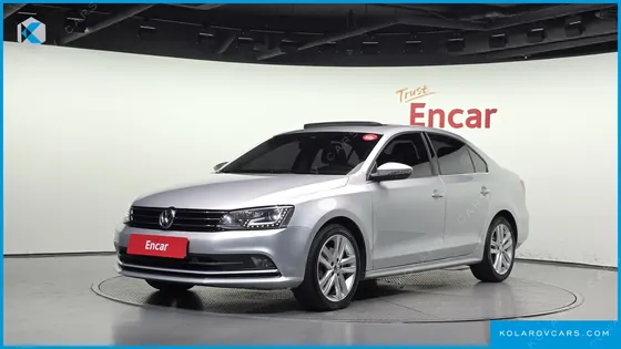 VOLKSWAGEN JETTA 2.0 TDI BLUEMOTION PREMIUM