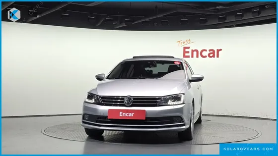 VOLKSWAGEN JETTA 2.0 TDI BLUEMOTION PREMIUM