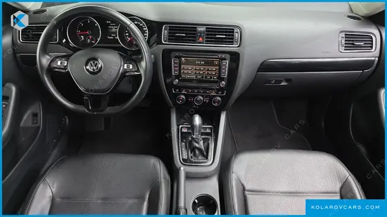 VOLKSWAGEN JETTA 2.0 TDI BLUEMOTION PREMIUM