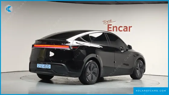 TESLA MODEL Y RWD