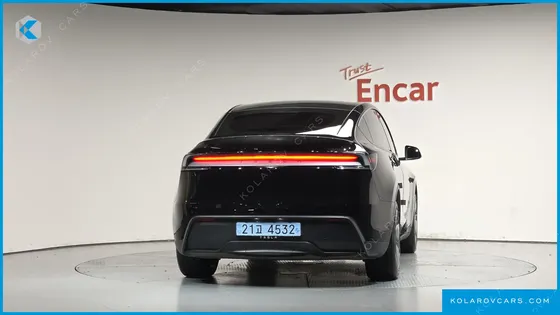 TESLA MODEL Y RWD