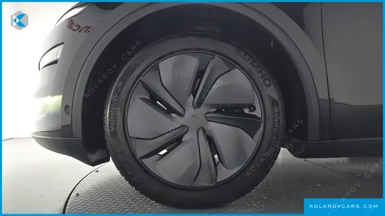 TESLA MODEL Y RWD