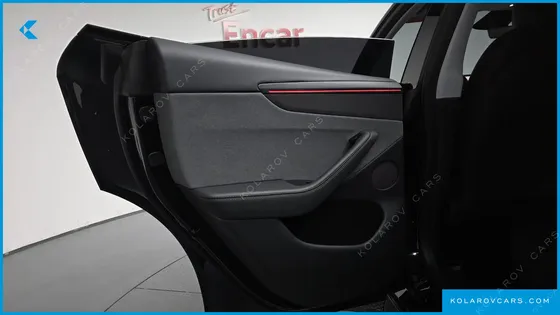 TESLA MODEL Y RWD