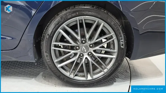 GENESIS G70 2.0T AWD