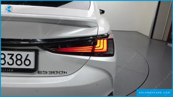 LEXUS ES EXECUTIVE