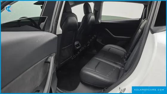 TESLA MODEL Y LONG RANGE AWD