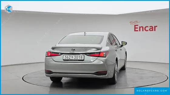 LEXUS ES EXECUTIVE