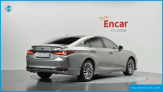 LEXUS ES EXECUTIVE