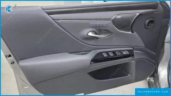 LEXUS ES EXECUTIVE