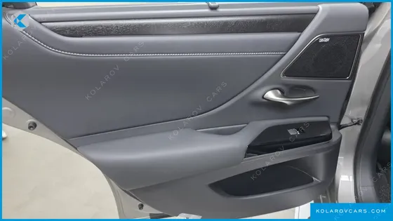 LEXUS ES EXECUTIVE