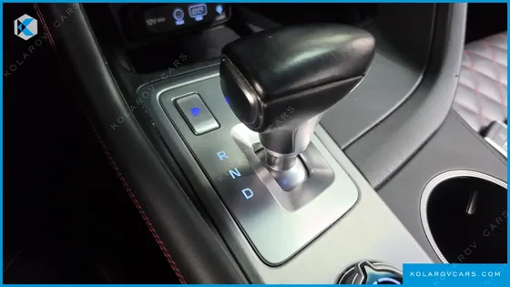 GENESIS G70 2.0T AWD
