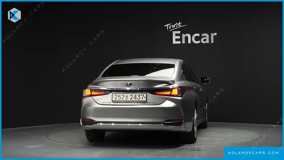 LEXUS ES EXECUTIVE