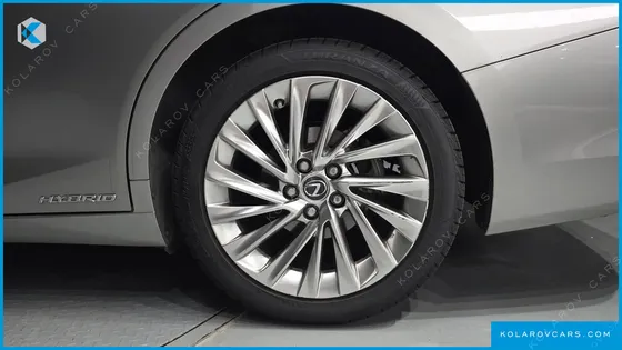LEXUS ES EXECUTIVE