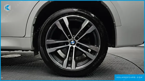 BMW X6 M50D
