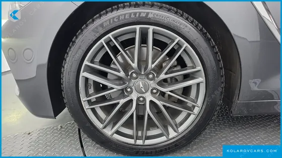GENESIS G70 2.0T AWD