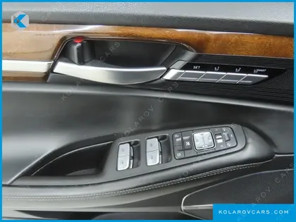 GENESIS EQ900 3.8 GDI AWD