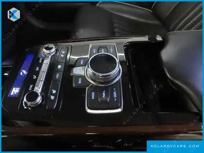 GENESIS EQ900 3.8 GDI AWD