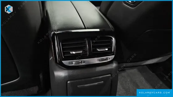 GENESIS EQ900 3.8 GDI AWD