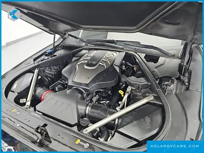GENESIS EQ900 5.0 GDI AWD LIMOUSINE