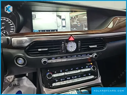 GENESIS EQ900 5.0 GDI AWD LIMOUSINE