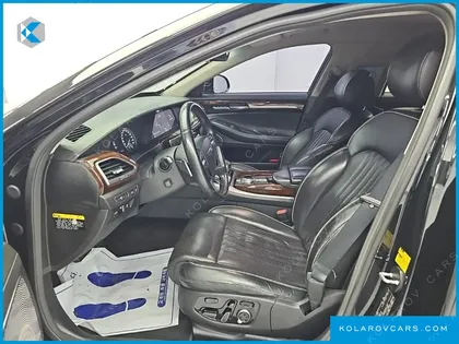 GENESIS EQ900 5.0 GDI AWD LIMOUSINE