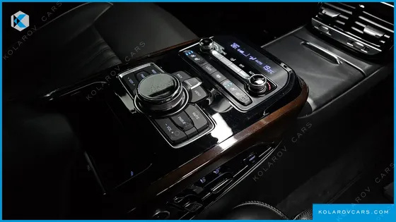 GENESIS EQ900 5.0 GDI AWD