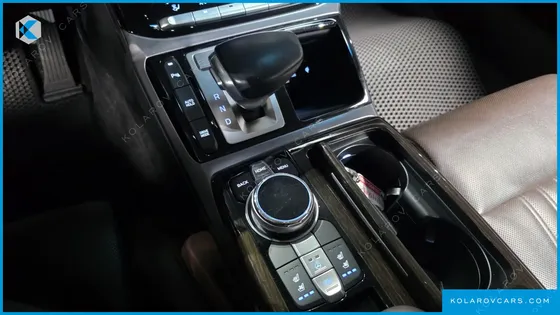 GENESIS EQ900 3.8 GDI AWD