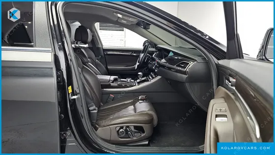 GENESIS EQ900 3.8 GDI AWD