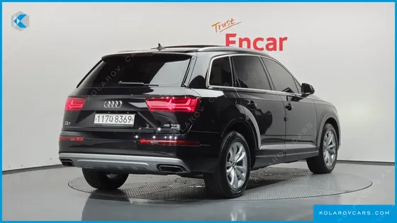AUDI Q7 45 TFSI QUATTRO