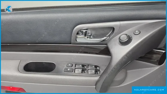 KGM - SSANGYONG KORANDO 4WD RX 11-SEATER
