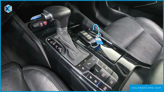 KIA K7 3.0 LPI LUXURY (RENTAL CAR)