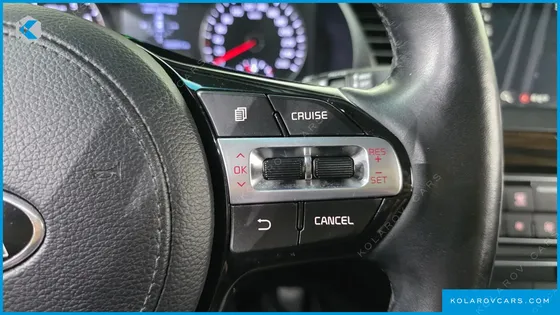 KIA K7 3.0 LPI LUXURY (RENTAL CAR)