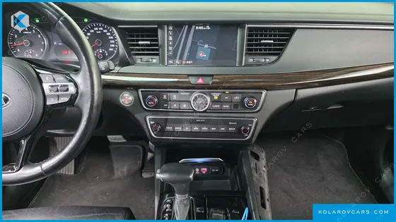 KIA K7 3.0 LPI LUXURY (RENTAL CAR)