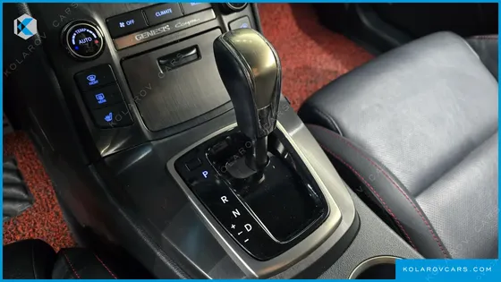 HYUNDAI GENESIS 200 TURBO S