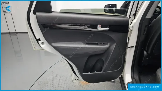KIA SORENTO DIESEL 2.0 2WD