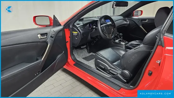 HYUNDAI GENESIS 200 TURBO S