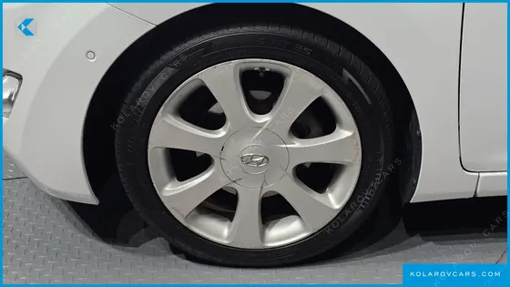 HYUNDAI ELANTRA (AVANTE) M16 GDI TOP
