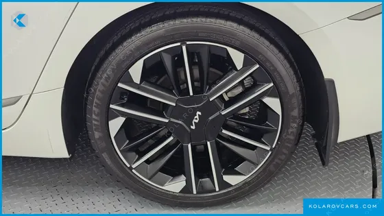 KIA K8 SIGNATURE