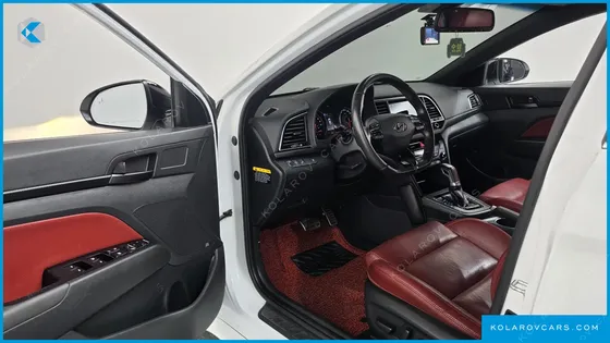 HYUNDAI ELANTRA (AVANTE) 1.6 TURBO SPORT