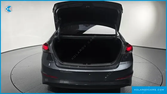 HYUNDAI ELANTRA (AVANTE) 1.6 GDI VALUE PLUS